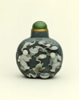 Snuff bottle. China, 19th century