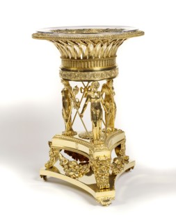 Fruit bowl and stand. France, early 19th century