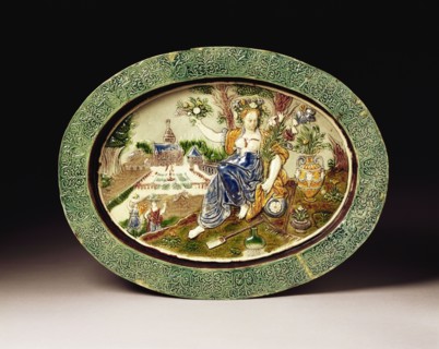 Plat de l'atelier de Saint-Porchaire