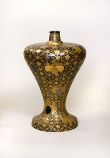 Sake bottle. Japan, 17th-18th century