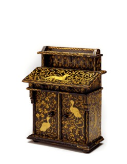 Money box. England, 19th century