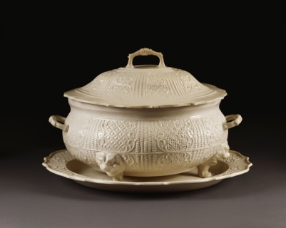 Tureen. Staffordshire, England, mid-18th century