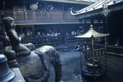 La Cour du Temple Doré (XVe siècle), Place Durbar, Patan, Népal.