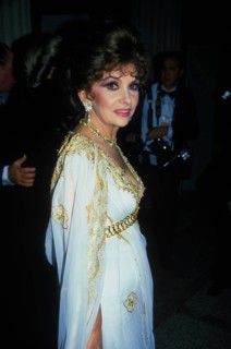 Entertainment News - December 00, 1988