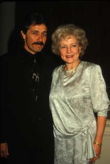 Entertainment News - December 00, 1988
