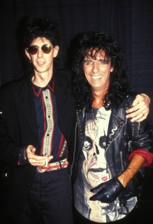 Entertainment News - December 00, 1989
