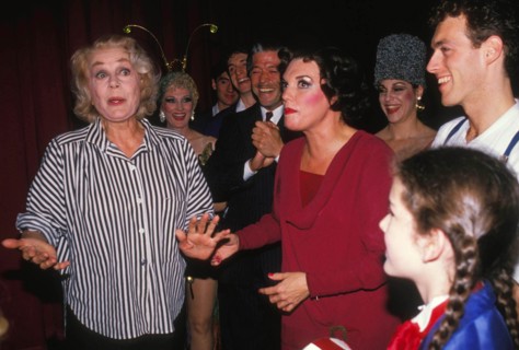 Entertainment News - December 00, 1990