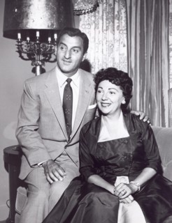 Entertainment News - March 28, 1959
