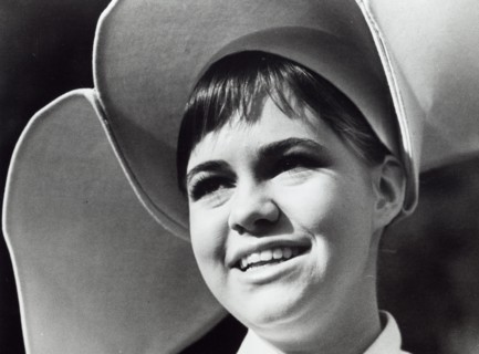 Entertainment News - April 3, 1959