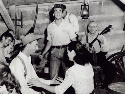 Entertainment News - April 3, 1959