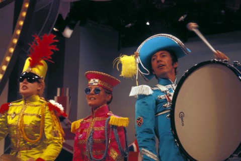 Entertainment News - December 00, 1967