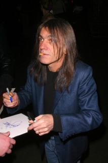 Ac/Dc