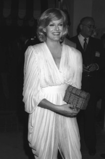 Gloria Loring