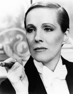 Julie Andrews