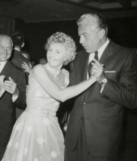 Barbara Stanwyck: American Actress Model Dancer Movie Star