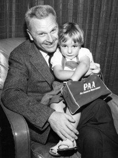 Eddie Albert Obit Jo