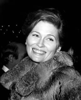 Faye Dunaway
