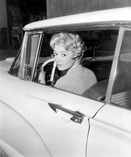 Sandra Dee Sw