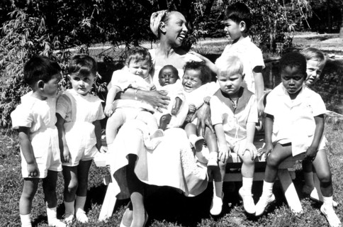 JOSEPHINE BAKER