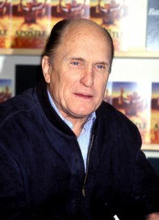 Jan. 1, 2011 - K11326WW            SD0210.ROBERT DUVALL SIGNS HIS NEW BOOK ''THE APOSTLE'' AT